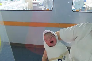 Novak Djokovic hạnh phúc đón con trai đầu lòng