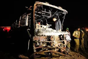 Tai nạn xe buýt thảm khốc, 57 người chết