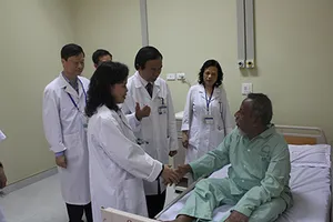 Khám, cấp thuốc cho 18 đại biểu và cán bộ IPU 132