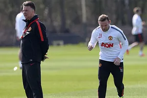 Nhờ Van Gaal, M.U sẵn sàng rèn quân trong đêm