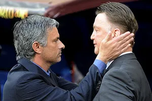 Mourinho lại chơi tâm lí chiến: ‘Làm HLV ở M.U dễ hơn ở Chelsea’