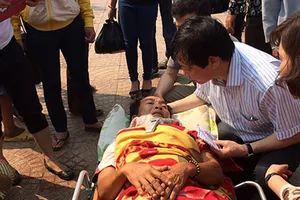 Tàu lạ đâm tàu cá ngư dân, một người bị thương nặng