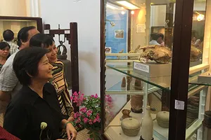 TP. HCM trưng bày 250 cổ vật