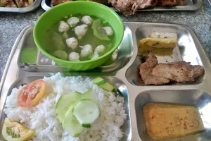 Doanh nghiệp tư nhân nối quán cơm Nụ Cười 2.000đ ra Ninh Thuận