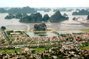 Cẩm Phả có tiềm năng phát triển du lịch