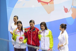 Nóng: Quý Phước, Ánh Viên liên tiếp giành vàng, phá 3 kỷ lục SEA Games