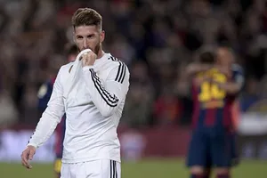 Louis Van Gaal nói gì về thương vụ M.U mua Sergio Ramos