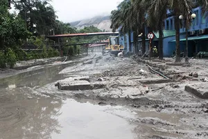 Tan hoang Mông Dương, hàng ngàn công nhân có nguy cơ mất việc