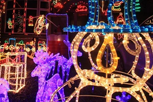 Đèn trang trí Giáng sinh làm chậm tốc độ Wi-Fi