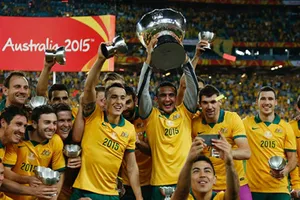 Bị CĐV tẩy chay vì cấm mang băng rôn vào sân