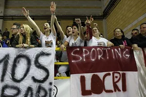 Chấn động: Bóng đá nữ Ý nằm trong tay Mafia