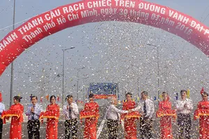 Khánh thành cầu Rạch Chiếc mới trên đường vành đai Đông