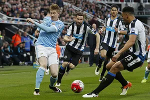 Newcastle United 1-1 Man. City: Ghìm nhau cùng 'chết'!