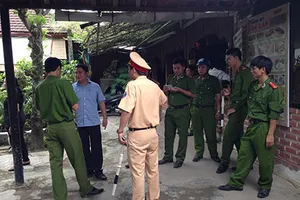 Người phụ nữ bị tưới xăng đốt giữa quán cà phê đã tử vong