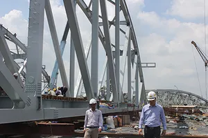 Nghiệm thu nhịp dầm cầu Ghềnh mới