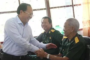 Lãnh đạo TP.HCM tri ân người có công