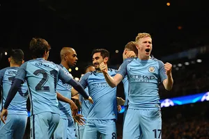 Man City lập kỳ tích trong ngày ngược dòng hạ đẹp Barca