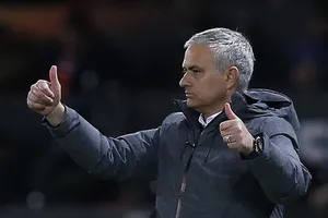 Mourinho hạ mình trước Man. City, dự đoán ngày còn ở MU