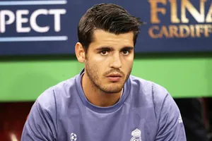 Mourinho nổi điên vì MU