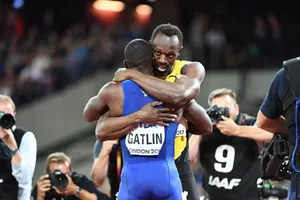 'Tia chớp' Usain Bolt thua sốc trước khi giải nghệ