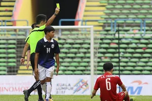 Nghi án Xuân Trường, Văn Hậu chủ động ‘tẩy thẻ’