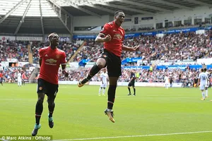 Swansea - MU (0-4): Cạn lời với Lukaku, Pogba, Martial