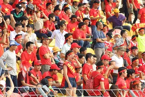 Phí Minh Long sai lầm, Việt Nam thua Thái Lan tan nát