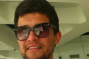 Sốc: Thủ môn bị sát thủ bắn chết ngay trên sân tập