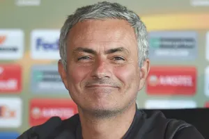 Mourinho biết làm gì để vô địch, còn Kloop thì không