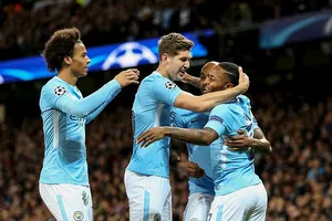 Cả châu Âu ‘dưới chân’ Man. City