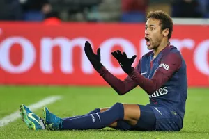 Cha Neymar nói gì về tin đồn 'đẩy' con tới Real Madrid?