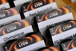 Bốc thăm Europa League:Arsenal,Atletico,AC Milan dễ thở