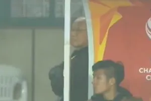 Cái giấu mình sau cabin và giọt nước mắt của ông Park