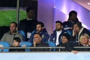 Vì sao Messi không thi đấu trong trận Argentina gặp Ý?