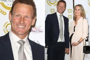 Huyền thoại MU lại có con với hotgirl kém 20 tuổi