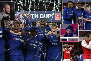 Hạ nhục Arsenal, Chelsea vô địch FA Cup