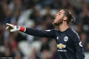 Sao MU giành Golden Glove, hay nhất Premier League