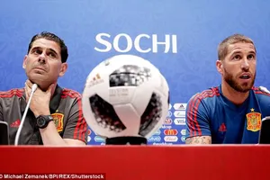 Sergio Ramos: “Ở đây giống như một đám tang, tôi phải đi thôi”