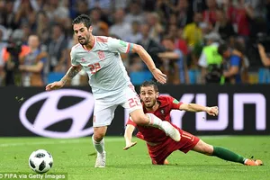 Nhìn lại màn rượt đuổi kinh điển của Tây Ban Nha - Bồ Đào Nha