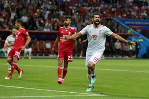 Iran dùng đủ mọi tiểu xảo vẫn không ngăn nổi TBN và... VAR