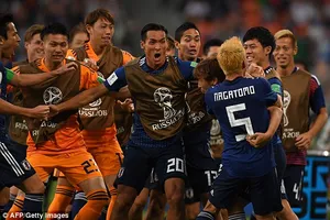 Sư tử Teranga không hạ nổi tinh thần Samurai của Nhật Bản