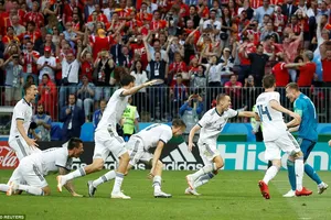 Akinfeev hóa người hùng, Nga loại Tây Ban Nha kịch tính