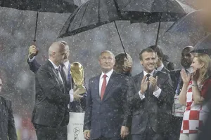 Ông Putin và chuyện hy hữu thời khắc Pháp đăng quang World Cup