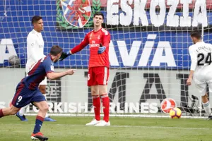 Real Madrid thua đậm cực sốc trước Eibar