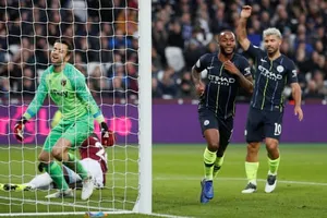Thắng 'hủy diệt' West Ham, Man City chứng tỏ sức mạnh vô đối