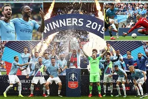 Sterling lập hat-trick, Man City ‘chơi tennis’ vô địch FA Cup