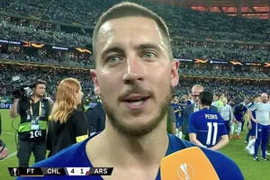 Vừa vô địch Europa League, sao Chelsea đã nói lời chia tay