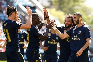 Modric bị đuổi, Real thắng khó nhờ công nghệ VAR