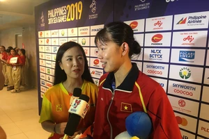 Ánh Viên mắt ngấn lệ sau chiếc HCV SEA Games 30