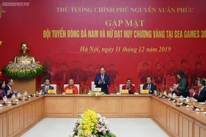 Công ty golf Long Thành thưởng 6 tỉ cho 2 đội tuyển bóng đá VN
